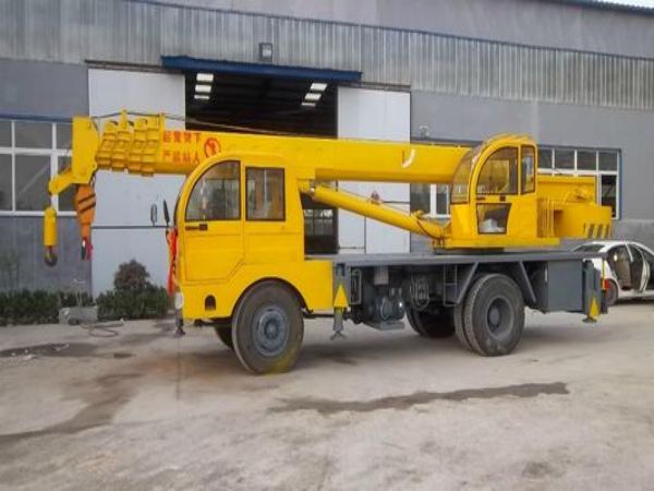 金水区吊车租赁_吊车租赁的安全要了解哪些事项